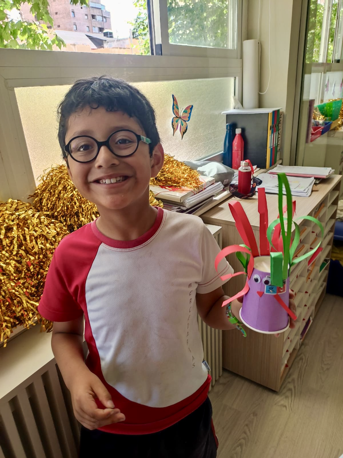 Niño en clase de ingles colegio la merced Madrid